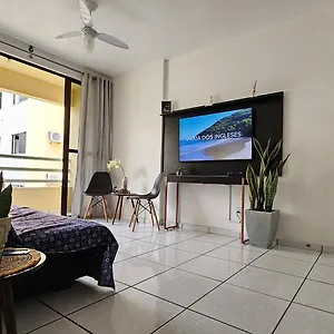 Precioso Frente Al Mar Apartamento